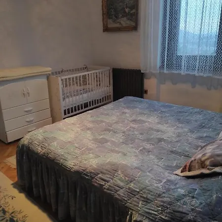 Issy Apartment
